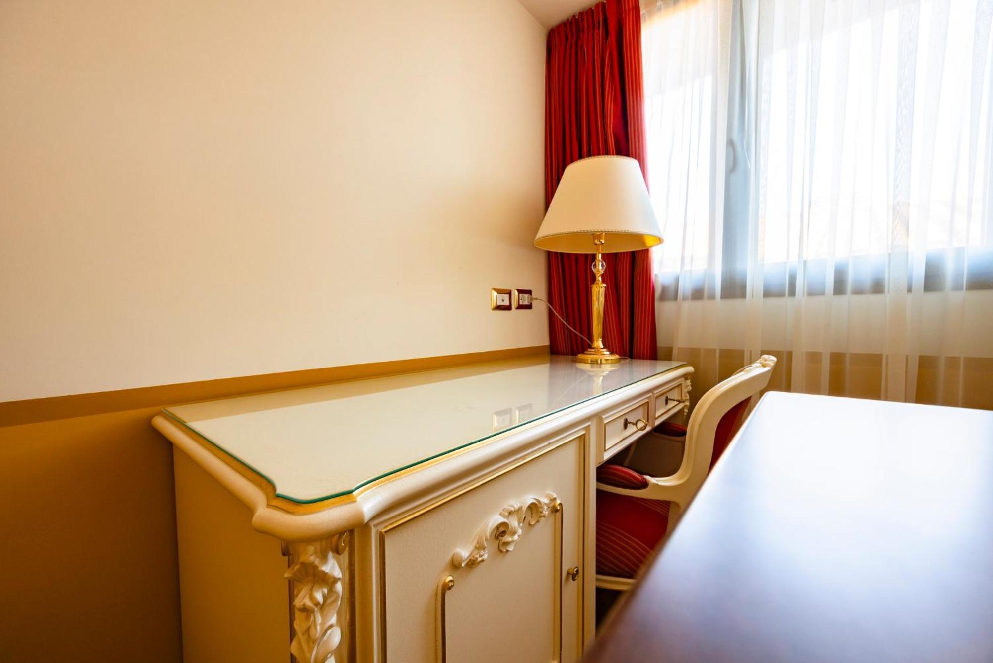 Il Gentiluomo Hotel & Spa Arezzo Bagian luar foto